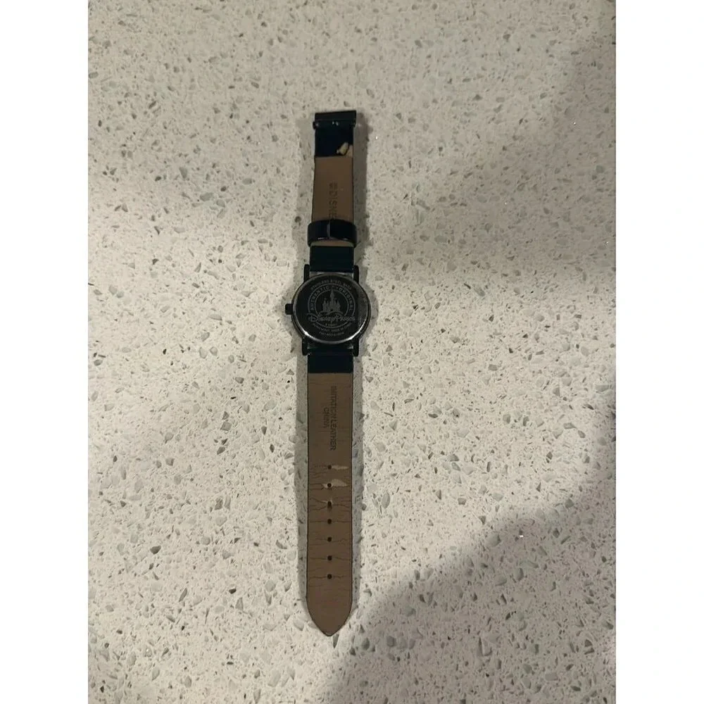 Rare maleificent Watch Disney Parks with‎ case SB